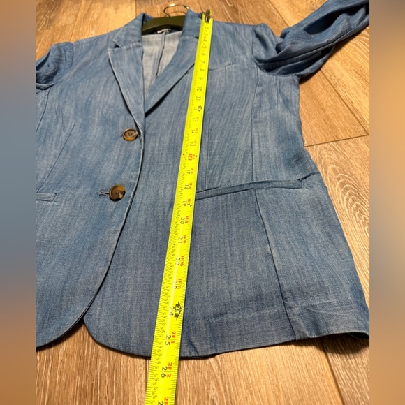 NWOT Lands' End Classic Blue Denim Jacket - Picture 5 of 9